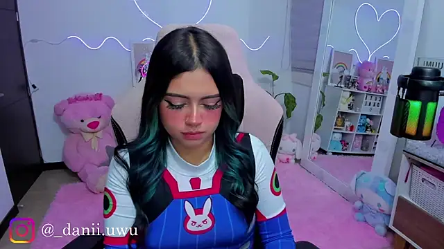 CuteDani  online show from February 2026 03:29:02 AM