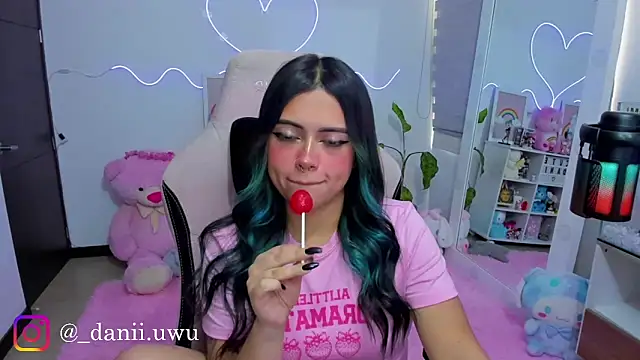 CuteDani  online show from March 2026 02:24:01 PM