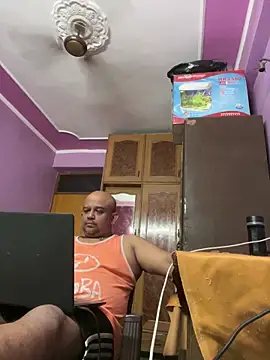Dick 6inches online show from April 2026 12:52:02 PM