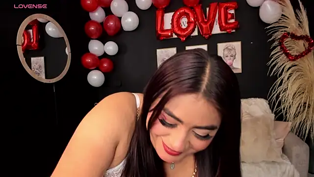 silvia lane online show from February 2025 04:58:01 AM