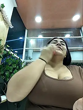 silvia lane online show from October 2025 02:42:01 AM