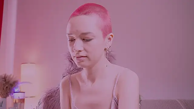 Snapshot of VivianLy_ chatting on May 2026 10:11:02 AM VivianLy online show from May 2026 10:11:02 AM