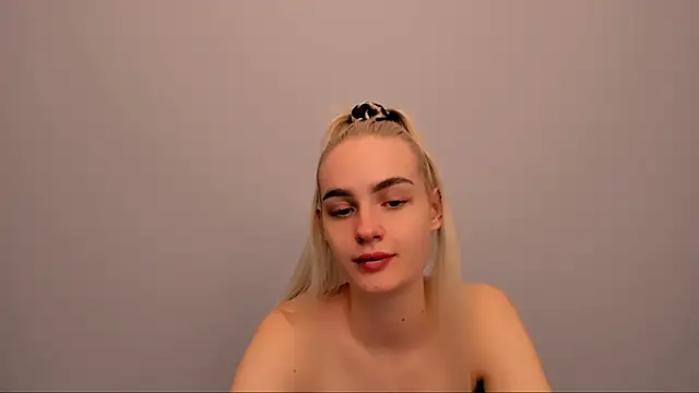 OliviaKisss online show from January 2026 09:16:01 PM