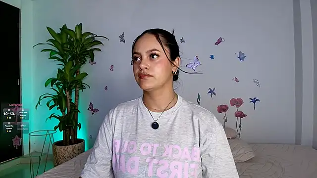 Snapshot of VICTORIABLACK_@xh chatting on February 2026 07:25:02 PM VICTORIABLACK xh online show from February 2026 07:25:02 PM