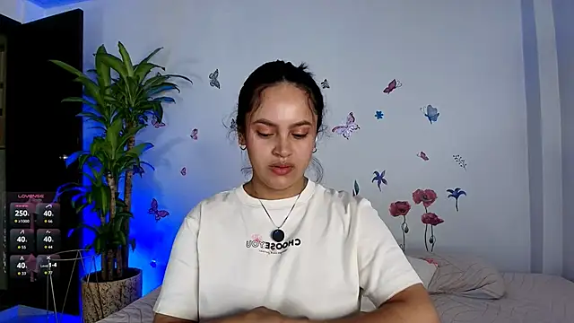 Snapshot of VICTORIABLACK_@xh chatting on March 2026 09:00:01 AM VICTORIABLACK xh online show from March 2026 09:00:01 AM