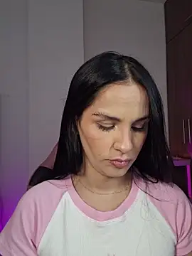 Snapshot of heyshaa chatting on February 2026 09:10:02 PM heyshaa online show from February 2026 09:10:02 PM