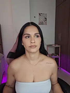 Snapshot of heyshaa chatting on March 2026 10:05:01 PM heyshaa online show from March 2026 10:05:01 PM