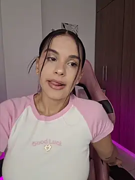 Snapshot of heyshaa chatting on March 2026 09:42:02 PM heyshaa online show from March 2026 09:42:02 PM