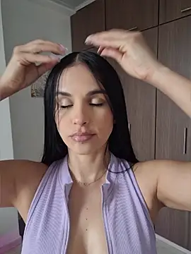 Snapshot of heyshaa chatting on April 2026 07:11:02 PM heyshaa online show from April 2026 07:11:02 PM