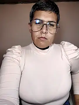 Snapshot of Yessi_rousse chatting on January 2026 09:52:02 PM Yessi rousse online show from January 2026 09:52:02 PM