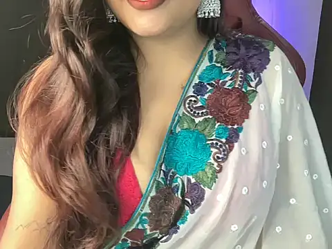 shanayaaa 1 online show from September 2025 07:04:01 PM