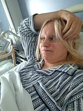 martachatte online show from November 2025 11:43:02 AM