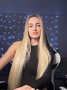 Snapshot of minalawarden chatting on February 2025 09:13:02 AM minalawarden online show from February 2025 09:13:02 AM