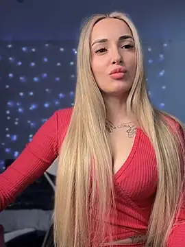 Snapshot of minalawarden chatting on March 2025 10:11:02 AM minalawarden online show from March 2025 10:11:02 AM