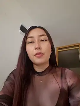 ariel35 online show from May 2026 06:48:02 PM