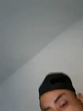 Snapshot of hungpenis210 chatting on September 2025 05:31:01 AM hungpenis210 online show from September 2025 05:31:01 AM