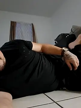 Snapshot of hungpenis210 chatting on November 2025 08:14:01 AM hungpenis210 online show from November 2025 08:14:01 AM