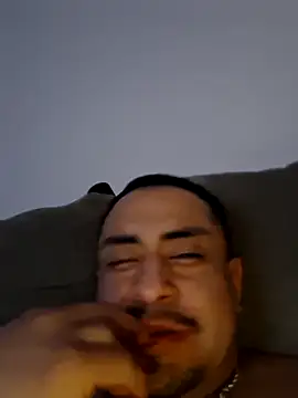 Snapshot of hungpenis210 chatting on February 2026 02:15:01 AM hungpenis210 online show from February 2026 02:15:01 AM