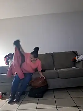 Snapshot of hungpenis210 chatting on February 2026 03:54:01 AM hungpenis210 online show from February 2026 03:54:01 AM