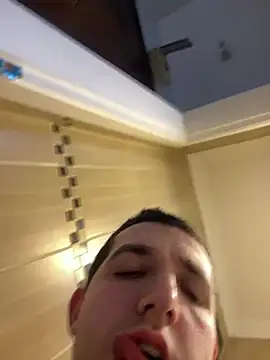 Snapshot of strange6696 chatting on February 2025 04:43:01 PM strange6696 online show from February 2025 04:43:01 PM