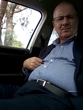 stiffandlubedxh online show from February 2025 02:12:02 AM