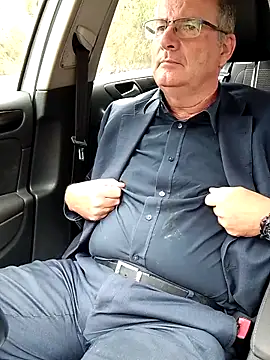 stiffandlubedxh online show from March 2025 02:08:01 AM