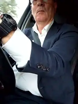 Snapshot of stiffandlubed@xh chatting on March 2026 08:13:02 PM stiffandlubedxh online show from March 2026 08:13:02 PM