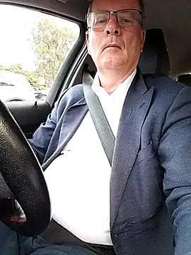 Snapshot of stiffandlubed@xh chatting on April 2026 09:26:01 PM stiffandlubedxh online show from April 2026 09:26:01 PM