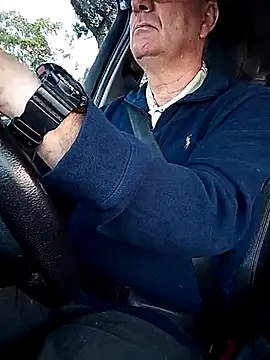 Snapshot of stiffandlubed@xh chatting on April 2026 09:31:02 PM stiffandlubedxh online show from April 2026 09:31:02 PM