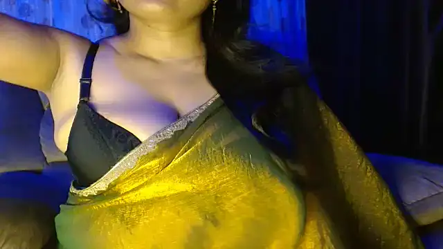 Snapshot of janifer001 chatting on October 2025 05:02:02 PM janifer001 online show from October 2025 05:02:02 PM