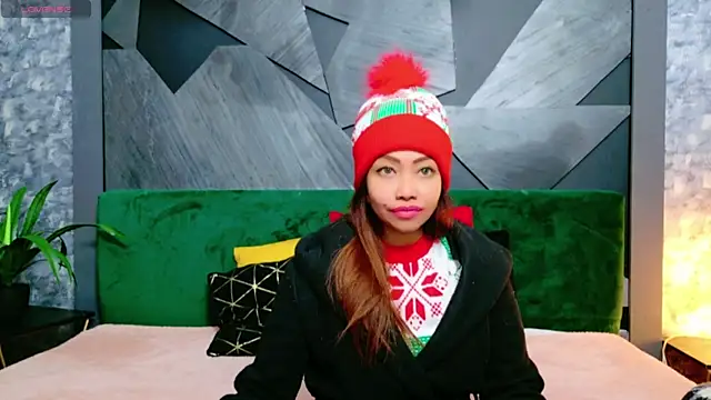 ElyaQuinn online show from December 2024 07:11:02 AM