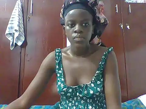 Snapshot of Sexy_Chocolate_Babe chatting on December 2024 06:17:02 PM Sexy Chocolate Babe online show from December 2024 06:17:02 PM