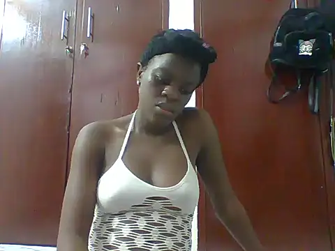 Snapshot of Sexy_Chocolate_Babe chatting on February 2025 02:14:02 AM Sexy Chocolate Babe online show from February 2025 02:14:02 AM