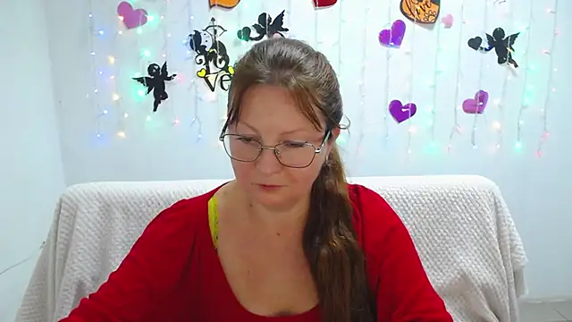 VanessaHotts online show from March 2025 12:26:01 PM