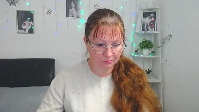 VanessaHotts online show from October 2025 07:16:01 AM