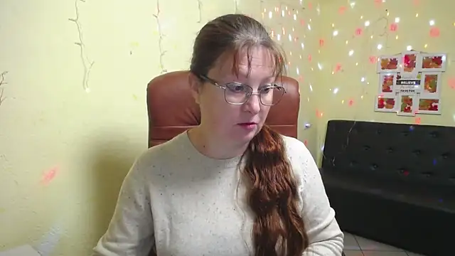 VanessaHotts online show from November 2025 05:57:02 AM