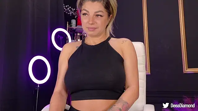 DeeaDiamondd online show from March 2025 07:42:02 PM