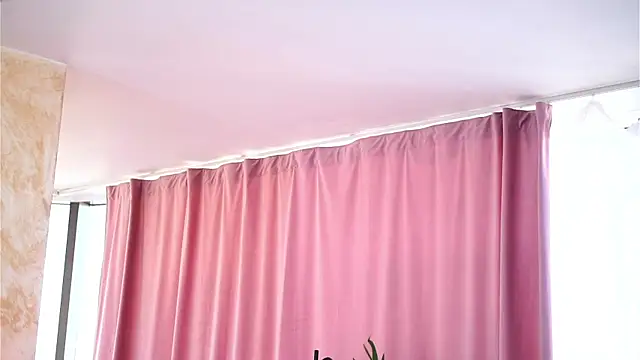 Snapshot of ArtTeasee chatting on January 2025 11:29:02 AM ArtTeasee online show from January 2025 11:29:02 AM