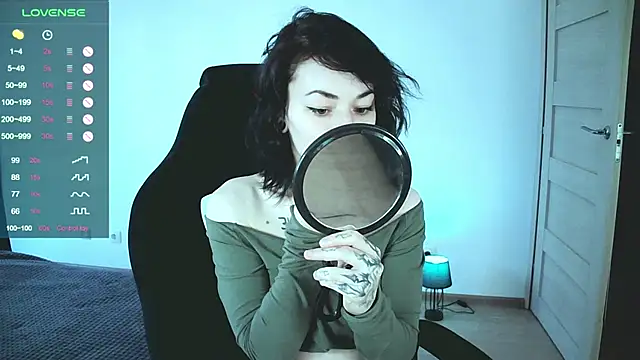 pale skin online show from December 2024 11:00:01 AM