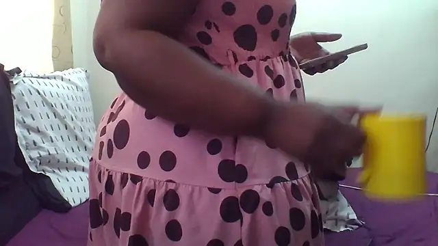 Snapshot of AddictiveAssCurves chatting on October 2025 10:00:02 AM AddictiveAssCurves online show from October 2025 10:00:02 AM