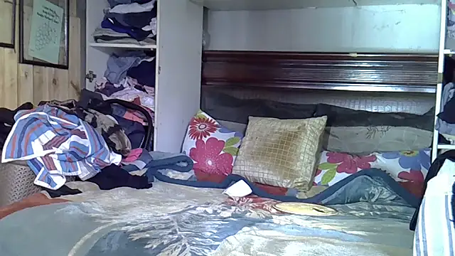 Snapshot of AddictiveAssCurves chatting on February 2026 07:21:02 AM AddictiveAssCurves online show from February 2026 07:21:02 AM