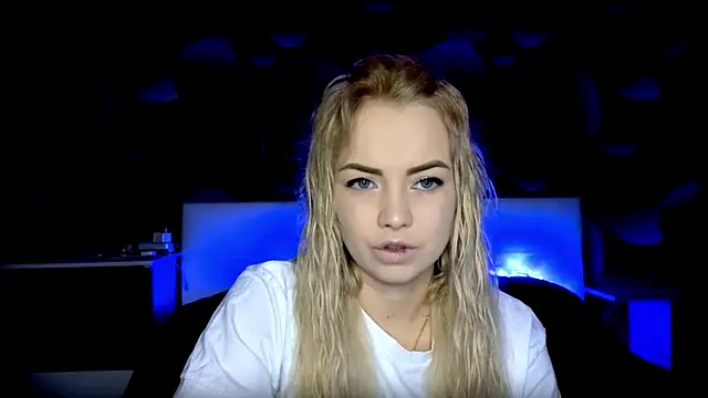 Snapshot of StephanieSweety chatting on November 2025 10:15:02 AM StephanieSweety online show from November 2025 10:15:02 AM