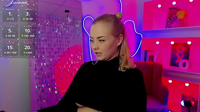 StephanieSweety online show from March 2026 06:41:01 PM