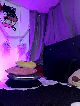 Piafisher1 online show from December 2025 01:12:02 AM