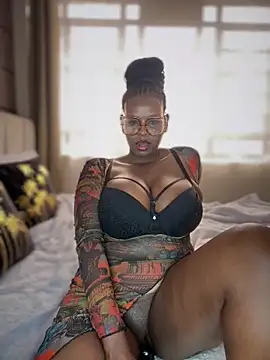 Snapshot of Sexy_panda69 chatting on February 2026 12:36:01 PM Sexy panda69 online show from February 2026 12:36:01 PM