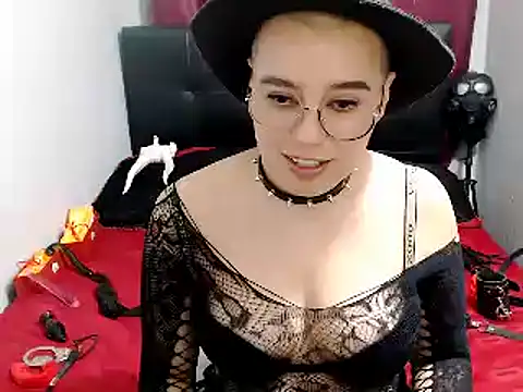 TamySweetness online show from December 2024 01:34:01 AM