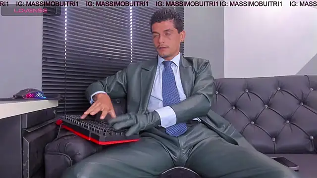 massimo g online show from April 2026 01:45:01 PM