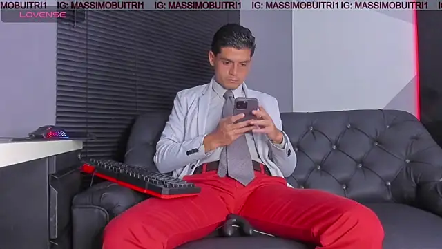 massimo g online show from May 2026 11:54:01 PM