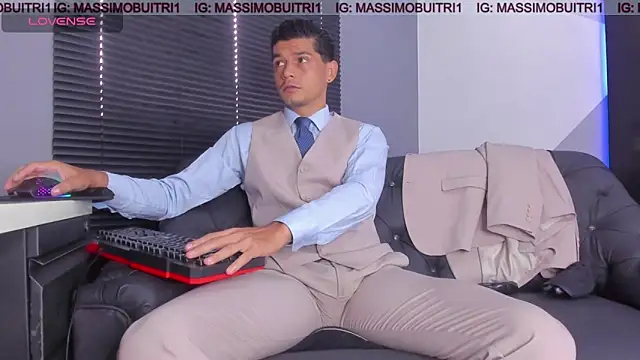 massimo g online show from May 2026 12:54:02 PM