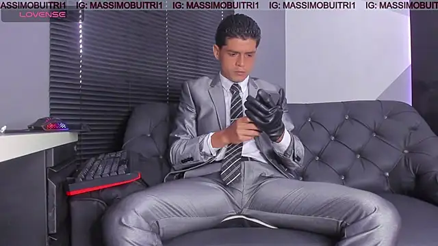 massimo g online show from May 2026 12:32:01 PM